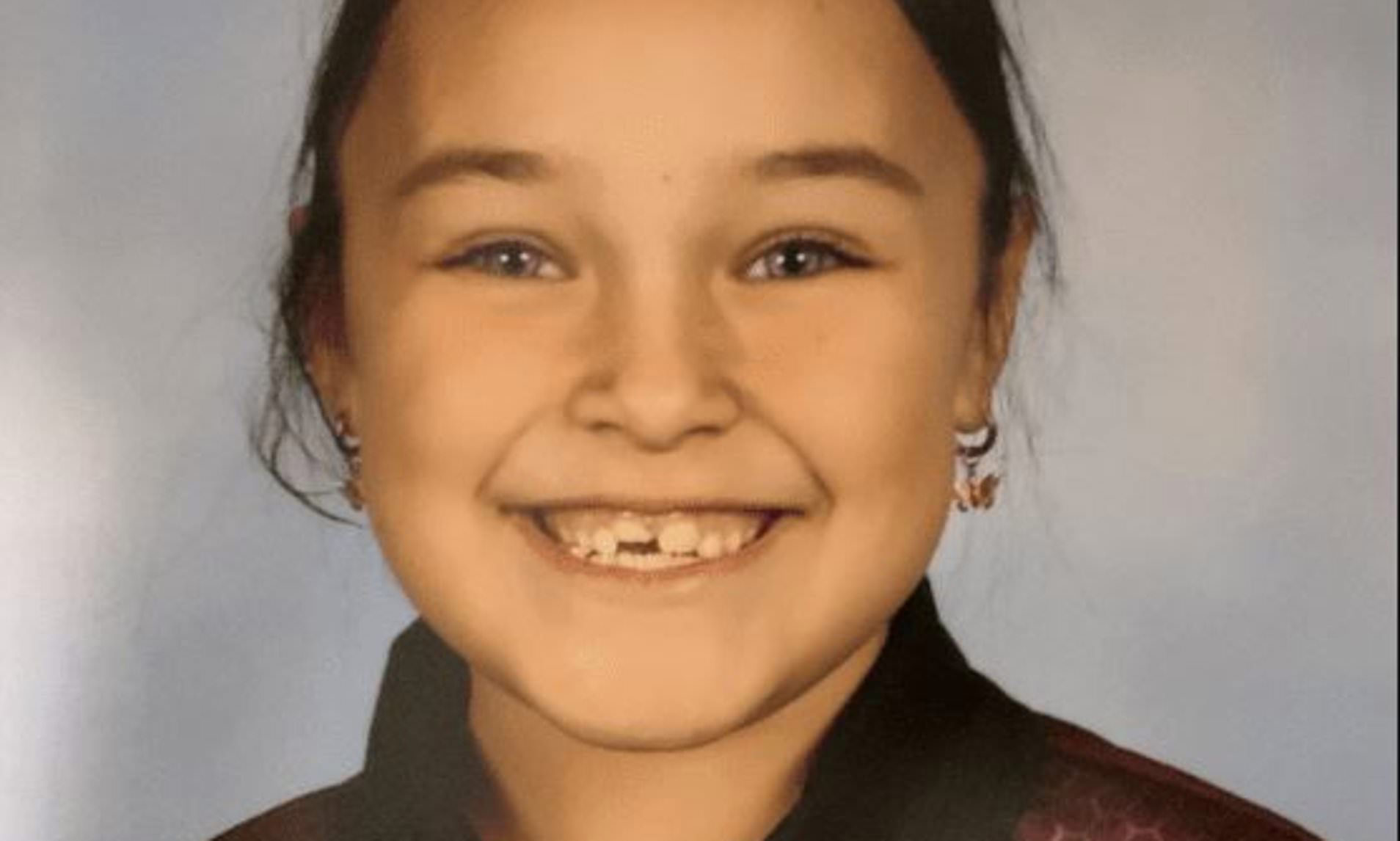 Police Launch Urgent Search For Missing 11-Year-Old Girl In River Thames Police Launch Urgent Search For Missing 11-Year-Old Girl In River Thames