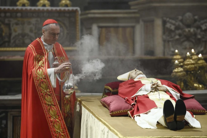 Pope Francis' Body In State: Details On The Public Viewing In Vatican City Pope Francis' Body In State: Details On The Public Viewing In Vatican City