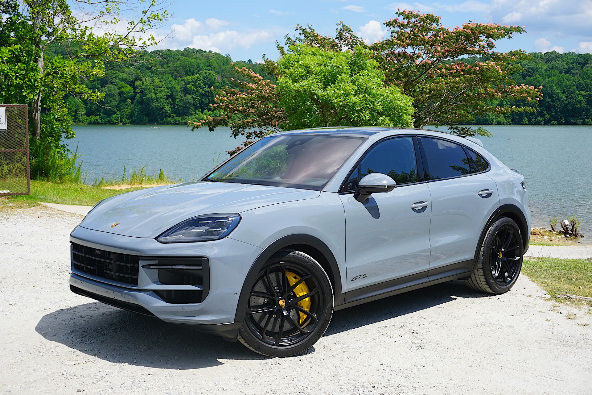 Porsche Cayenne GTS Coupe: Opinia Po Kilku Tygodniach Jazdy Porsche Cayenne GTS Coupe: Opinia Po Kilku Tygodniach Jazdy
