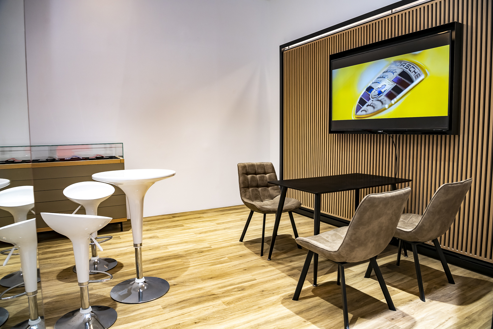 Porsche NOW新北概念店:體驗品牌全新零售概念 Porsche NOW新北概念店:體驗品牌全新零售概念