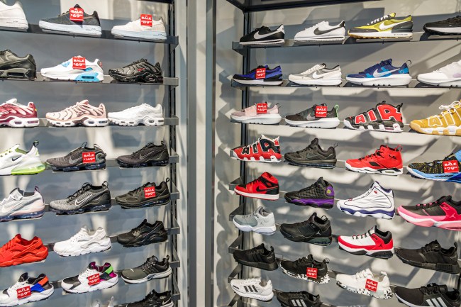 Positive Foot Locker Earnings: Evidence Of Nike's Successful Turnaround? Positive Foot Locker Earnings: Evidence Of Nike's Successful Turnaround?