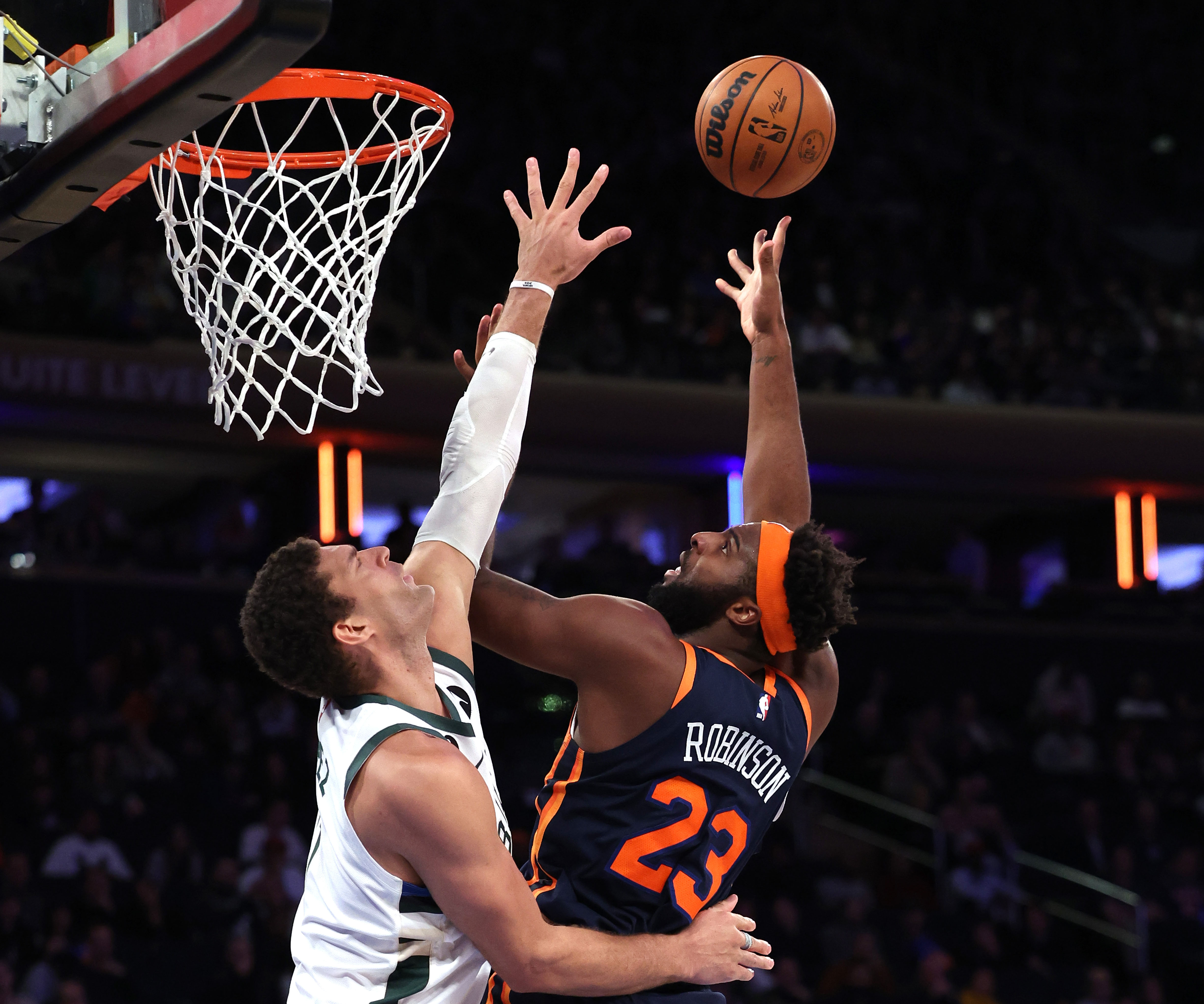 Positive News On Mitchell Robinson's Status After Knicks' Losing Streak Positive News On Mitchell Robinson's Status After Knicks' Losing Streak