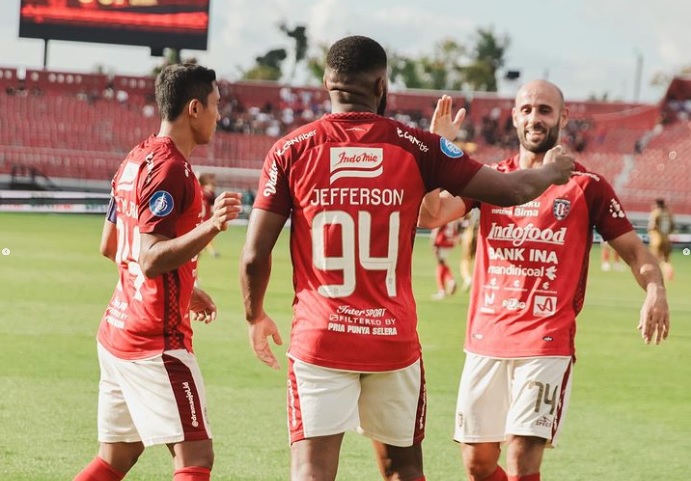 Prediksi Pertandingan Bali United Vs Dewa United: Analisis Head To Head & Susunan Pemain Prediksi Pertandingan Bali United Vs Dewa United: Analisis Head To Head & Susunan Pemain