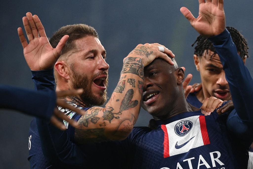 PSG Angers Maçını Canlı Olarak Nereden İzleyebilirsiniz? PSG Angers Maçını Canlı Olarak Nereden İzleyebilirsiniz?