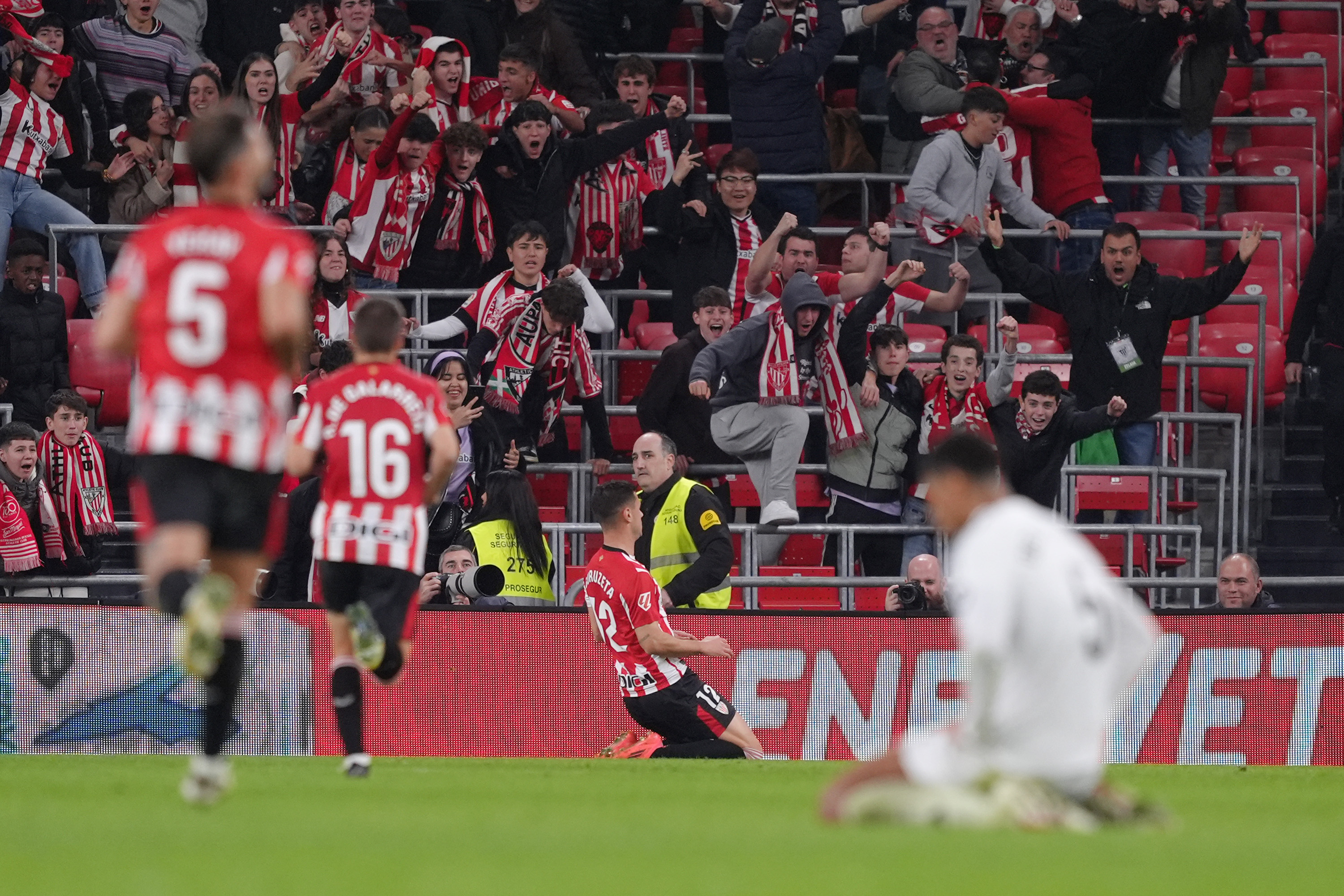 ¿Qué Jugador Del Athletic Club Asocias Con El Dorsal 23? ¿Qué Jugador Del Athletic Club Asocias Con El Dorsal 23?
