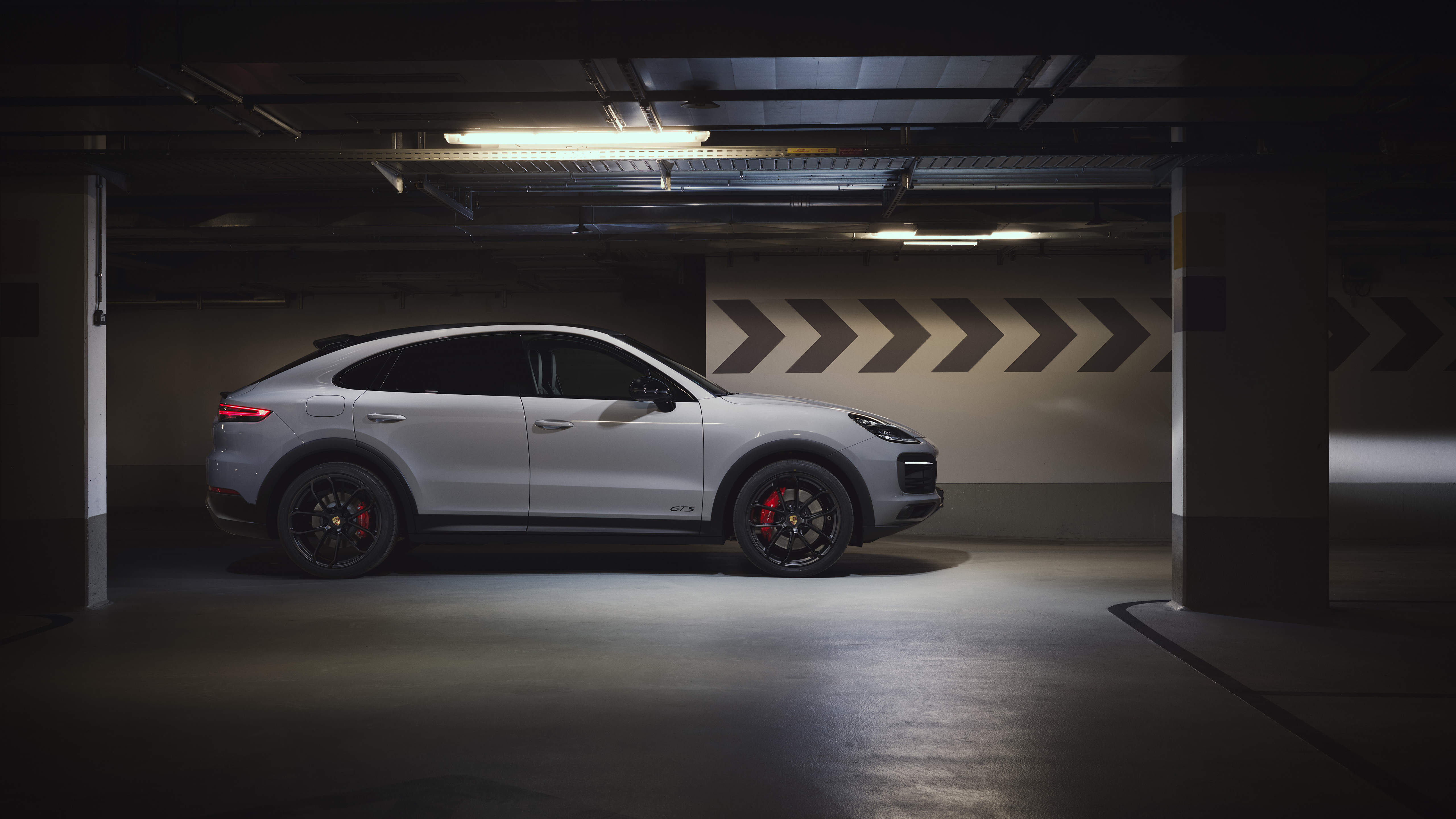 Recenzja Porsche Cayenne GTS Coupe: Plusy I Minusy Recenzja Porsche Cayenne GTS Coupe: Plusy I Minusy
