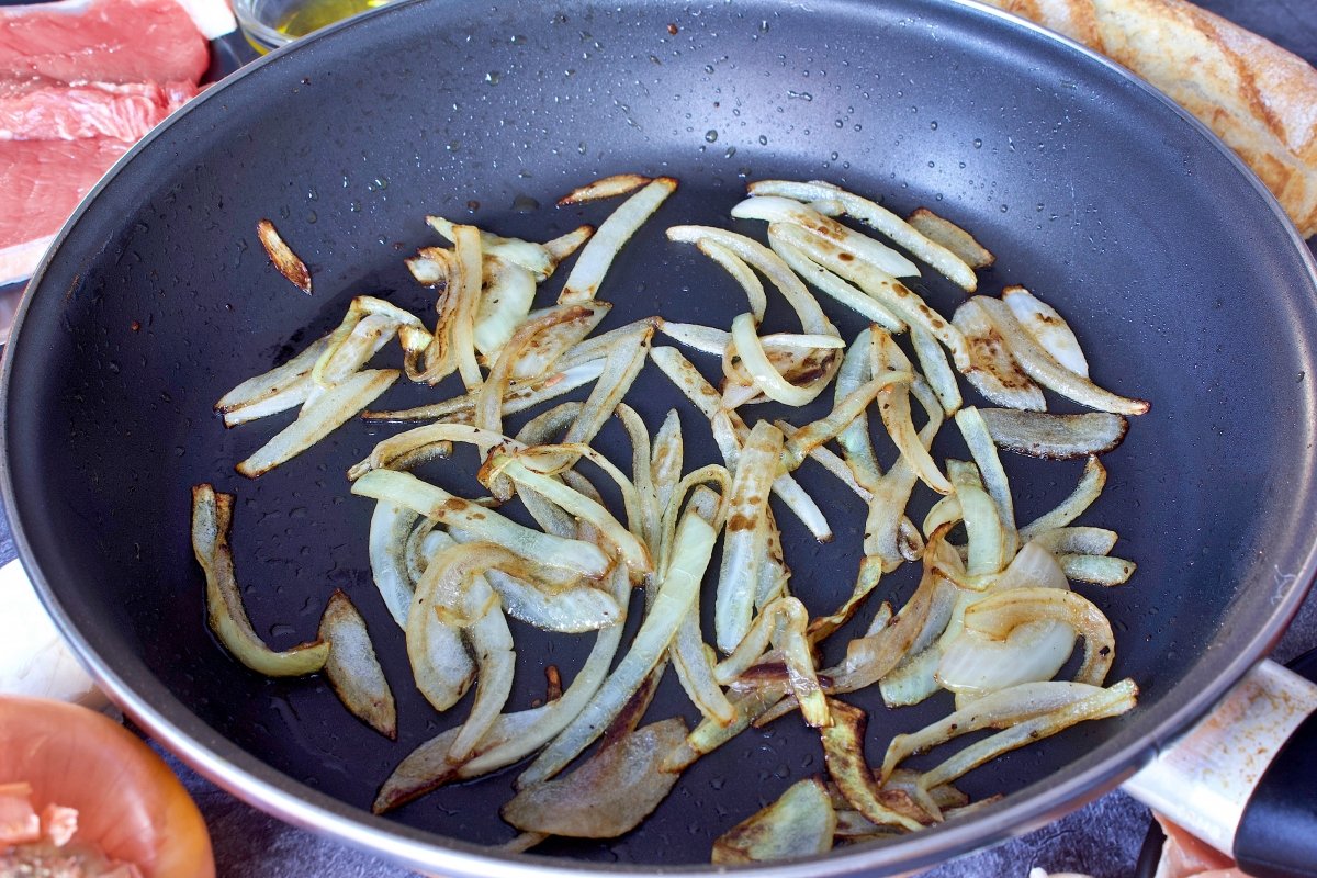 Receta Tradicional De La Brascada Valenciana: Un Bocadillo Clásico