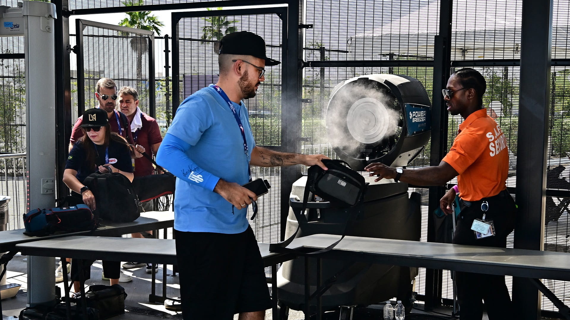 Record-Breaking Temperatures Scorch LA And Orange Counties: Extreme Heat Wave Impacts Record-Breaking Temperatures Scorch LA And Orange Counties: Extreme Heat Wave Impacts