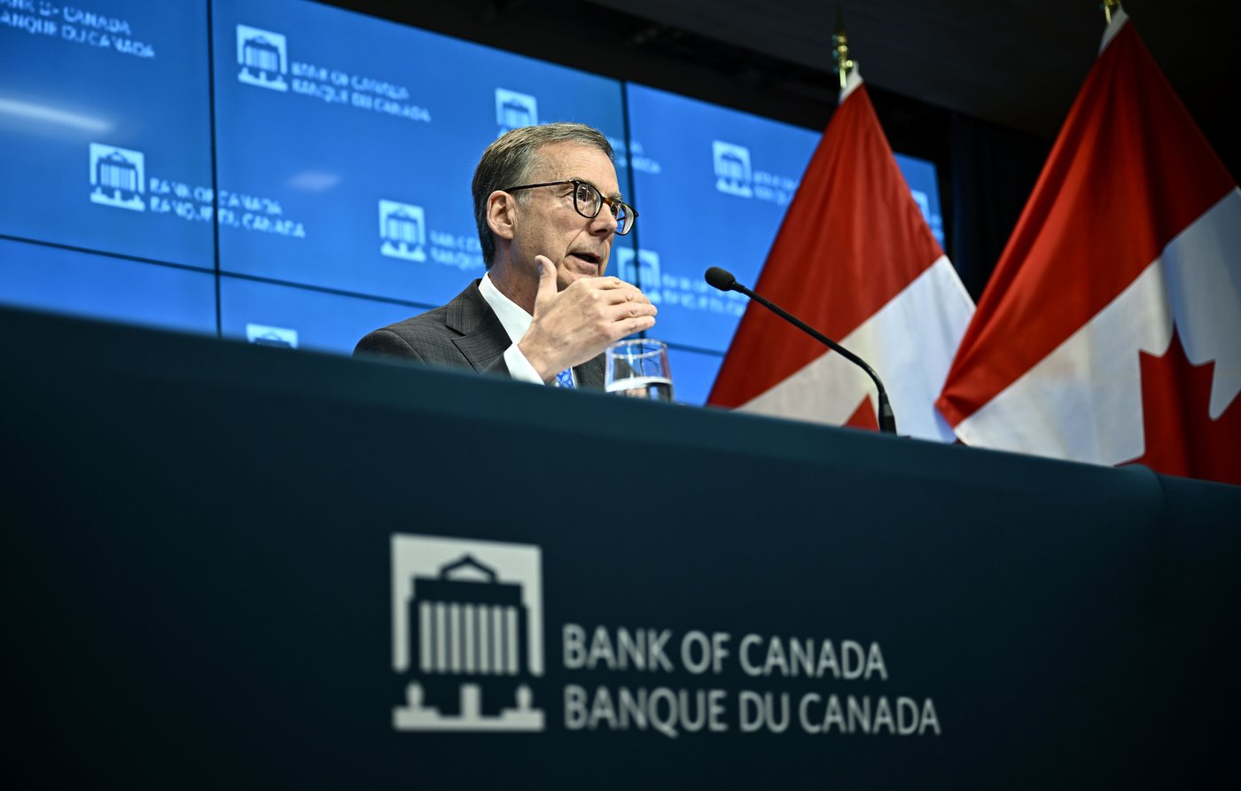 Retail Sales Surge: Another Bank Of Canada Rate Cut Less Likely Retail Sales Surge: Another Bank Of Canada Rate Cut Less Likely