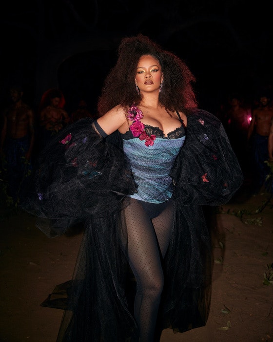 Rihanna Launches Wedding-Themed Lingerie With Savage X Fenty Rihanna Launches Wedding-Themed Lingerie With Savage X Fenty