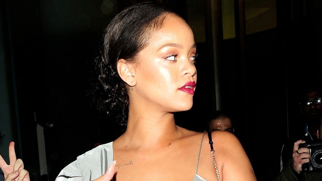 Rihanna's Parisian Glamour: Fenty Beauty Fan Encounter Rihanna's Parisian Glamour: Fenty Beauty Fan Encounter
