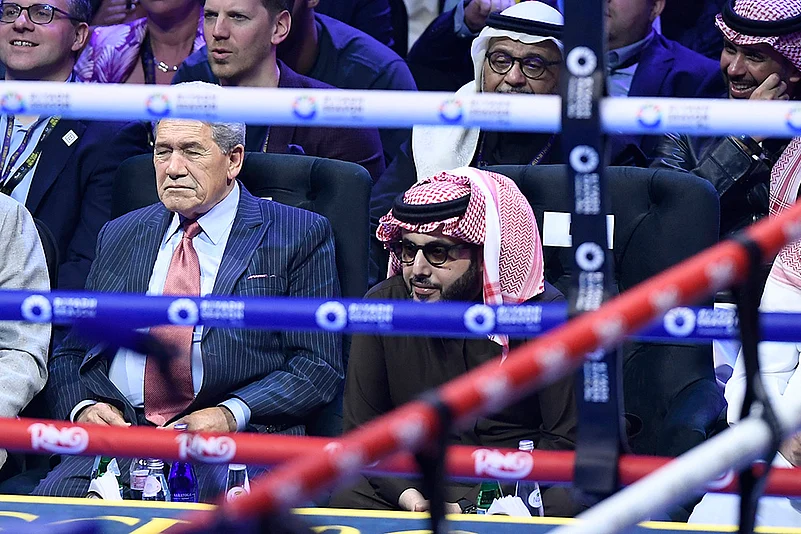 Riyadh Ready For Parker-Bakole Heavyweight Bout This Saturday Riyadh Ready For Parker-Bakole Heavyweight Bout This Saturday
