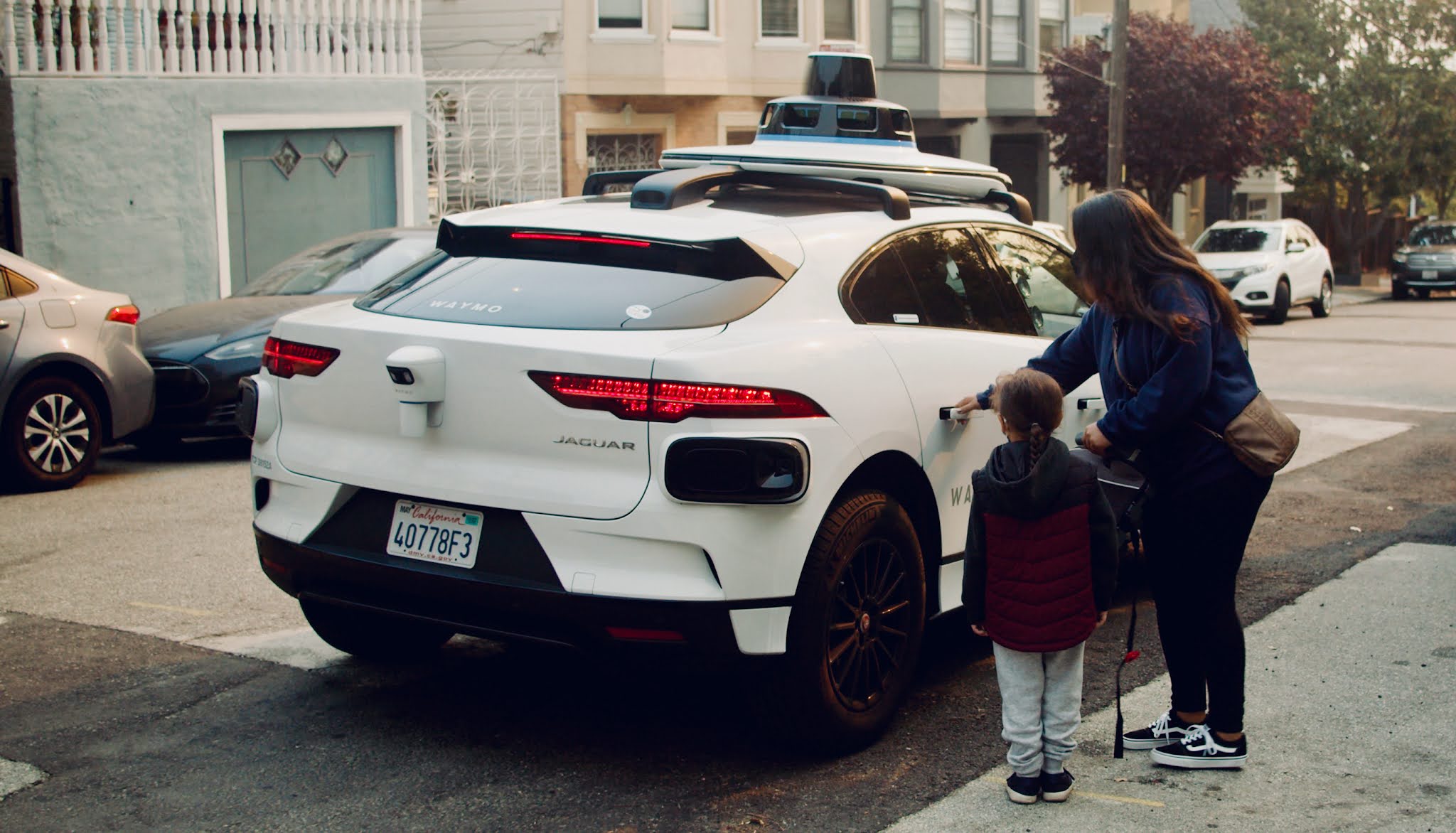 Robotaxi Revolution: Uber And Waymo Launch Autonomous Rides In Austin Robotaxi Revolution: Uber And Waymo Launch Autonomous Rides In Austin