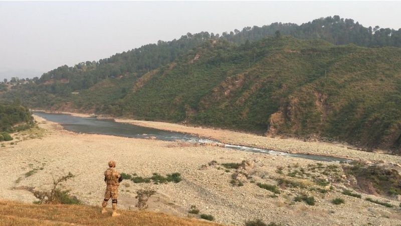 Roots Of India-Pakistan Tensions: The Kashmir Conflict And The Threat Of War Roots Of India-Pakistan Tensions: The Kashmir Conflict And The Threat Of War