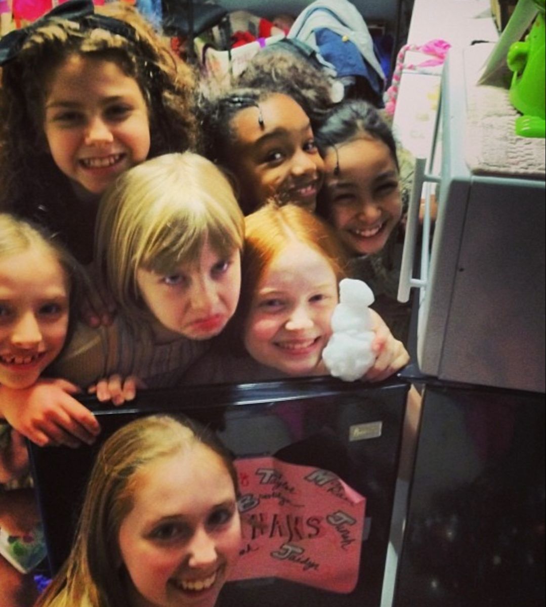 Sadie Sink: From Broadway Stage To Stranger Things Support Sadie Sink: From Broadway Stage To Stranger Things Support