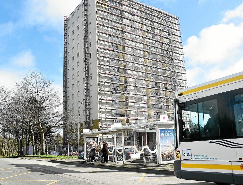 Saint-Ouen: Débat Sur Le Transfert De L'école Maternelle Face À Un Point De Deal Saint-Ouen: Débat Sur Le Transfert De L'école Maternelle Face À Un Point De Deal