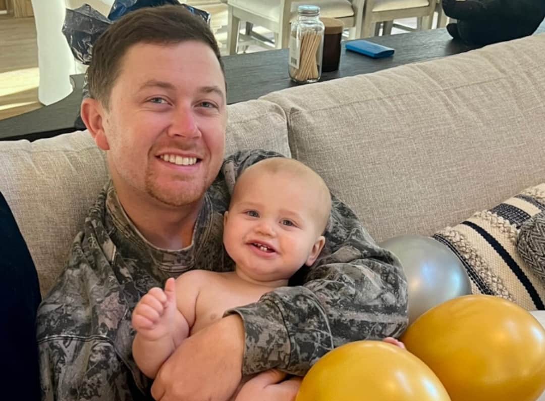 Scotty McCreery's Son Pays Heartfelt Tribute To Country Legend George Strait: Watch Now Scotty McCreery's Son Pays Heartfelt Tribute To Country Legend George Strait: Watch Now