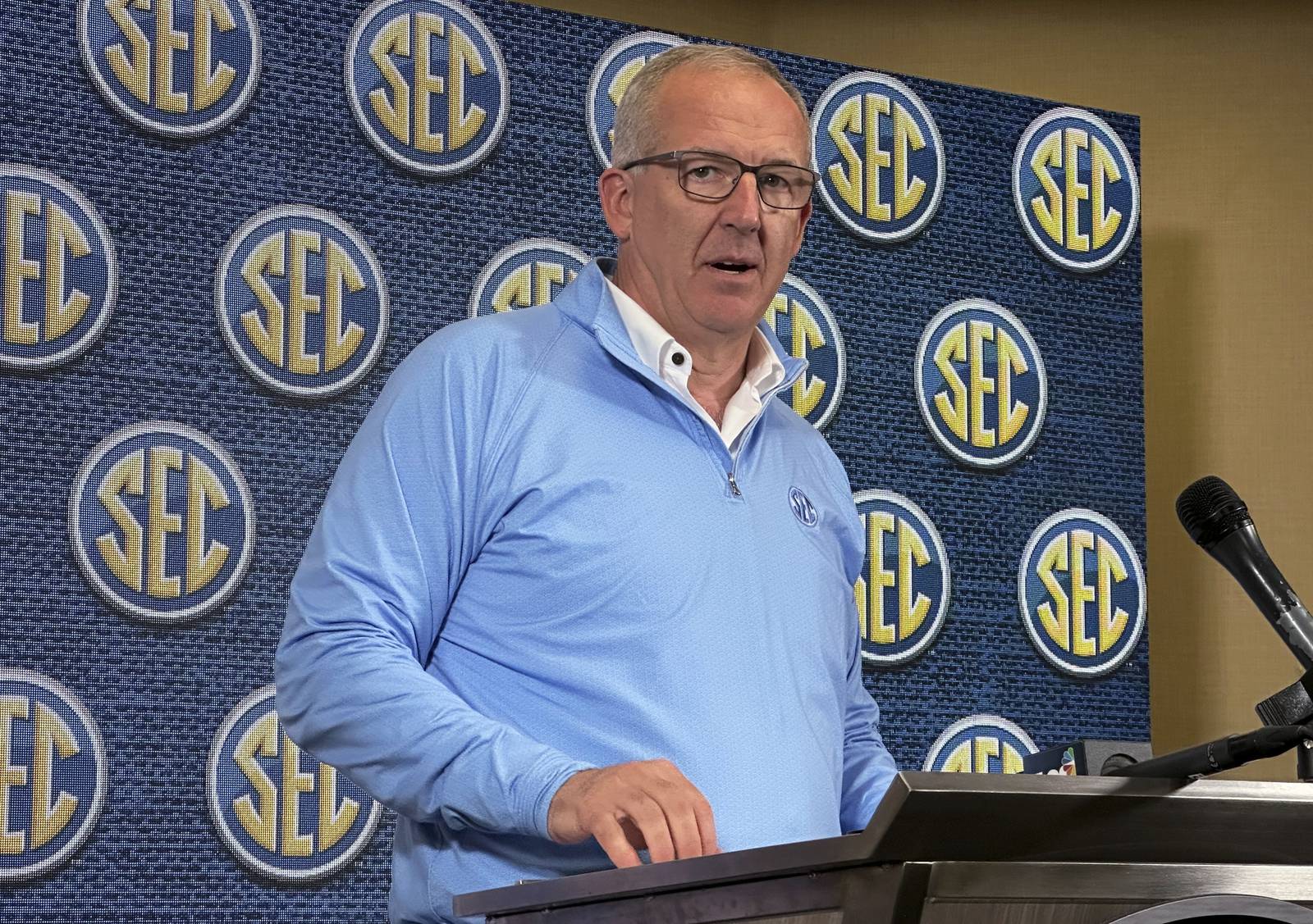 SEC Nine-Game Schedule: Sankey's Support For Longhorns And Others SEC Nine-Game Schedule: Sankey's Support For Longhorns And Others