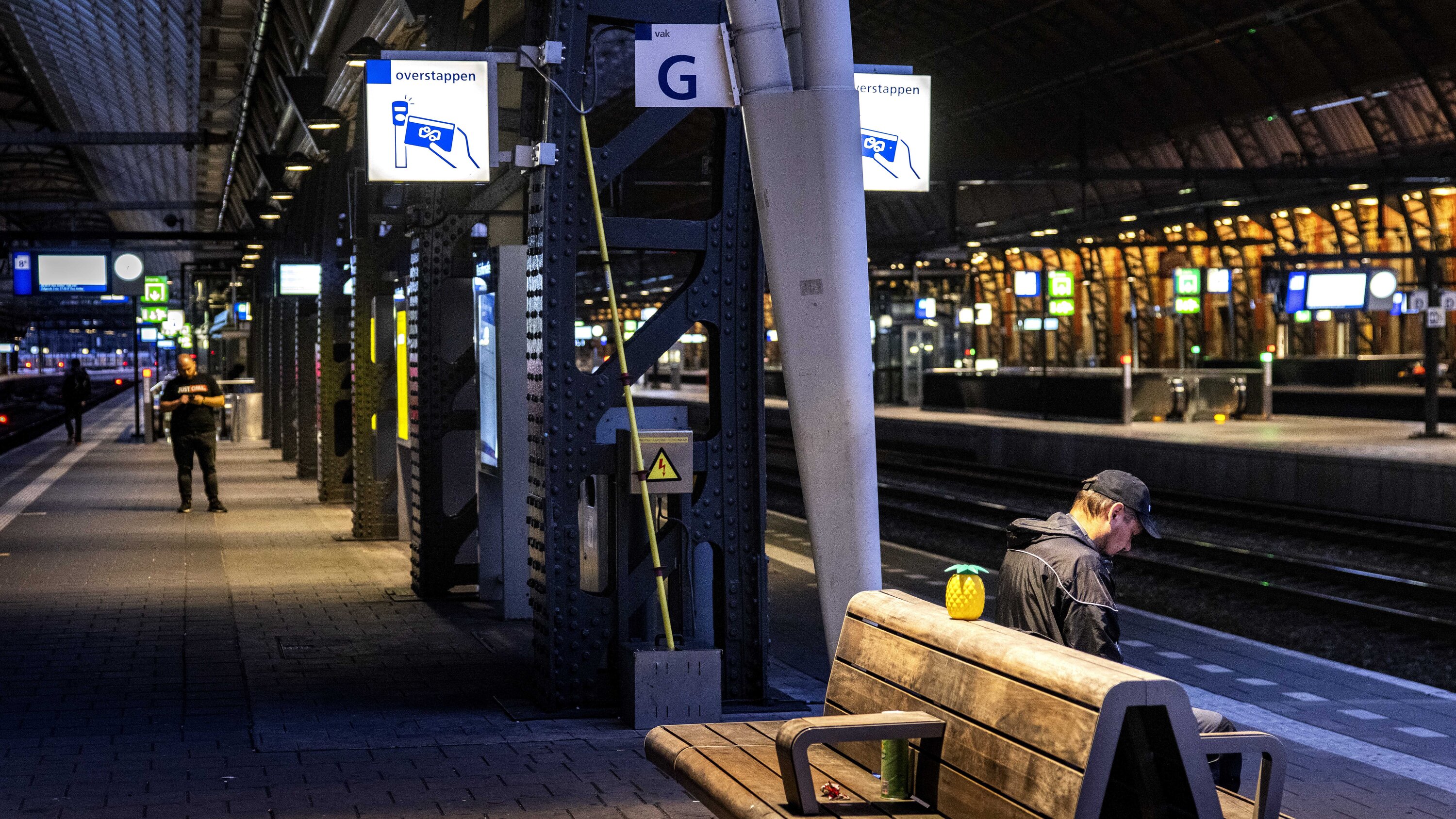 Significant Track Failures Trigger Severe Rail Disruptions In Amsterdam And The Randstad Significant Track Failures Trigger Severe Rail Disruptions In Amsterdam And The Randstad
