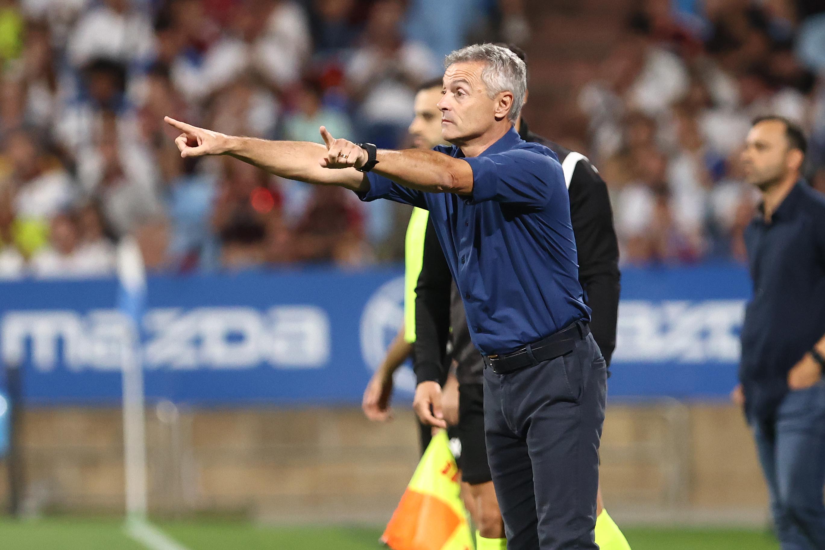 Sigue En Vivo El Partido Real Zaragoza - Eibar: LaLiga HyperMotion Sigue En Vivo El Partido Real Zaragoza - Eibar: LaLiga HyperMotion