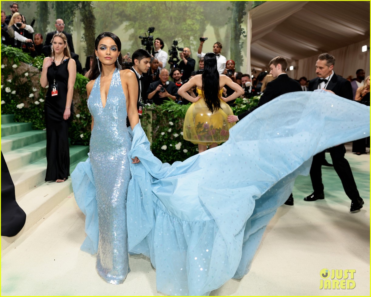 Snow White Controversy Doesn't Dim Rachel Zegler's Met Gala Shine: A Star-Studded Evening Snow White Controversy Doesn't Dim Rachel Zegler's Met Gala Shine: A Star-Studded Evening