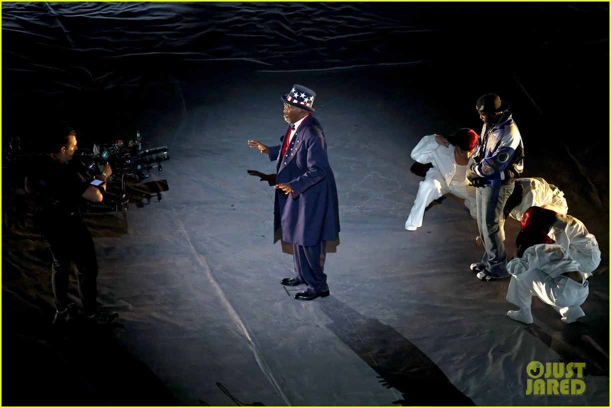 Spike Lee's Super Bowl Nod To Samuel L. Jackson: Revisiting A Decade Of Friendship Spike Lee's Super Bowl Nod To Samuel L. Jackson: Revisiting A Decade Of Friendship