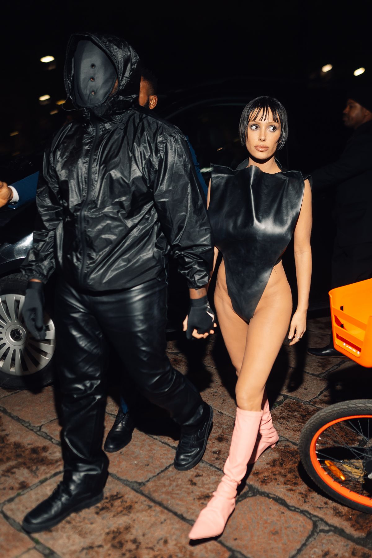 Spotted: Bianca Censori And Kanye West At Spanish Restaurant Spotted: Bianca Censori And Kanye West At Spanish Restaurant