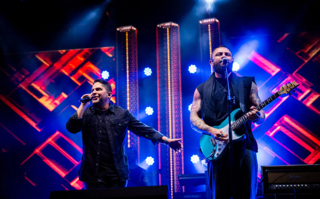 Sucesso No Primeiro Dia De Carnaval: Apresentação De Jorge E Mateus E Felipe Amorim Sucesso No Primeiro Dia De Carnaval: Apresentação De Jorge E Mateus E Felipe Amorim