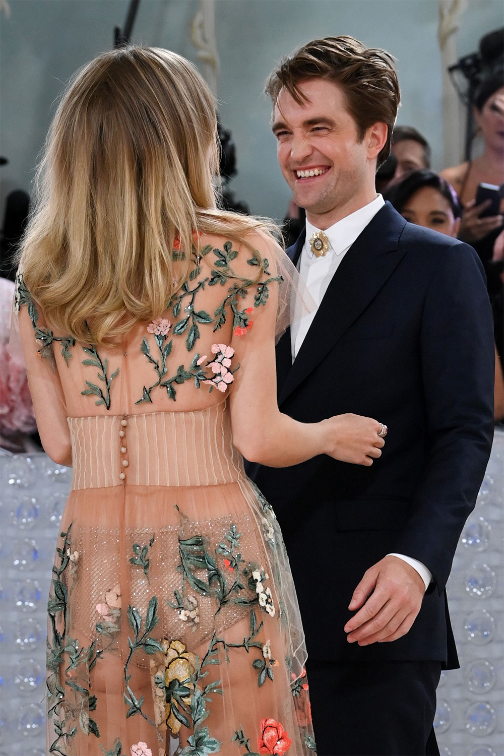 Suki Waterhouse's Met Gala 2023 Look: A Full-Circle Moment Suki Waterhouse's Met Gala 2023 Look: A Full-Circle Moment