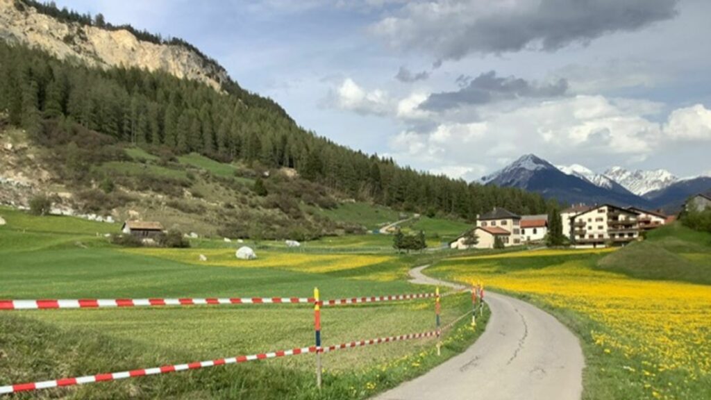 Swiss Alpine Village Evacuation: Livestock Moved By Hoof And Helicopter Due To Landslide Risk Swiss Alpine Village Evacuation: Livestock Moved By Hoof And Helicopter Due To Landslide Risk