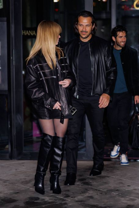 Sydney Sweeney And Jonathan Davino: Why Their Split Is Reportedly So Difficult Sydney Sweeney And Jonathan Davino: Why Their Split Is Reportedly So Difficult