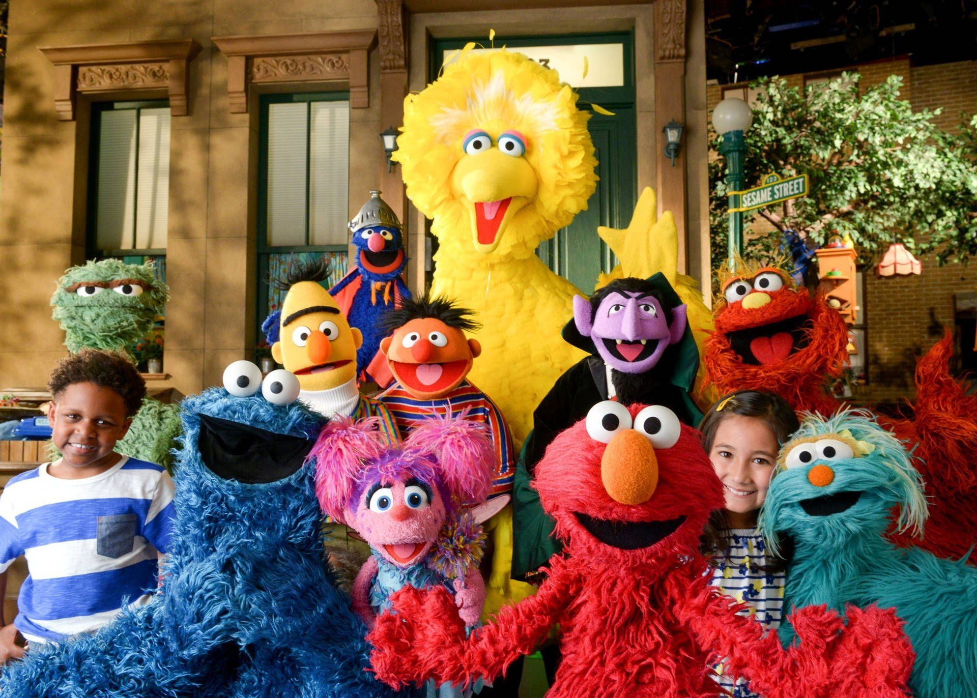 SZA And Elmo's New Sesame Street Song: A Celebration Of Gratitude SZA And Elmo's New Sesame Street Song: A Celebration Of Gratitude