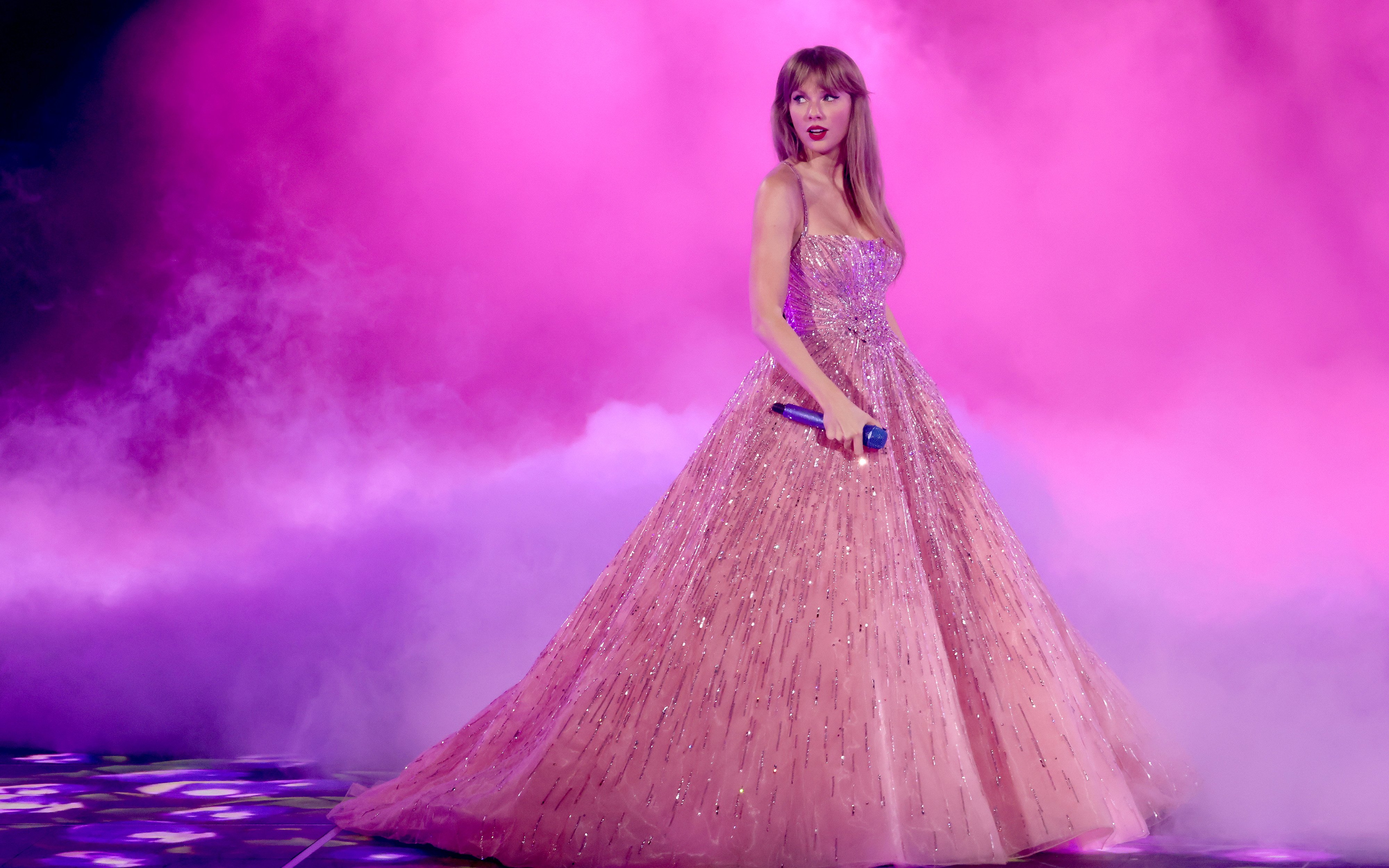 Taylor Swift Eras Tour: An In-Depth Look At Her Stage Outfits & Wardrobe Taylor Swift Eras Tour: An In-Depth Look At Her Stage Outfits & Wardrobe