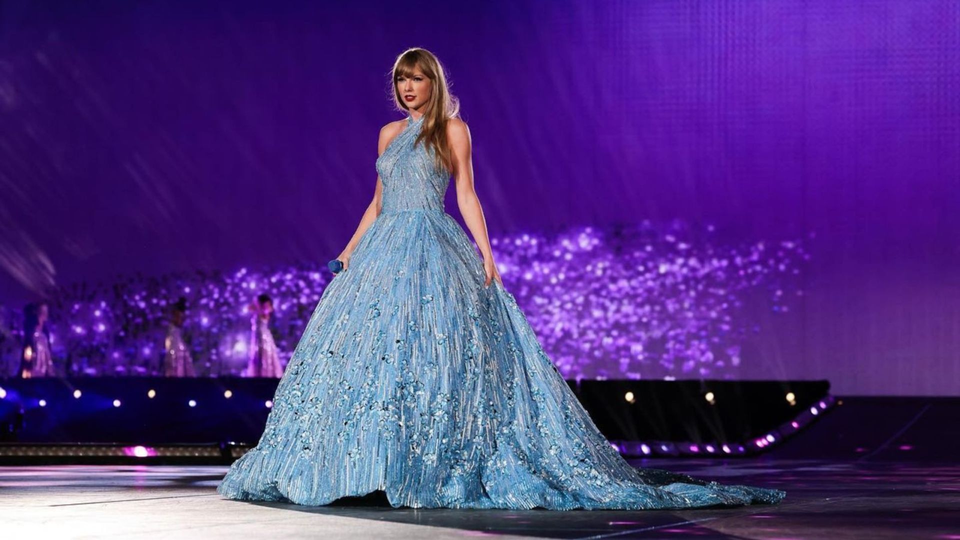 Taylor Swift's Eras Tour: A Visual Journey Through Her Iconic Outfits Taylor Swift's Eras Tour: A Visual Journey Through Her Iconic Outfits