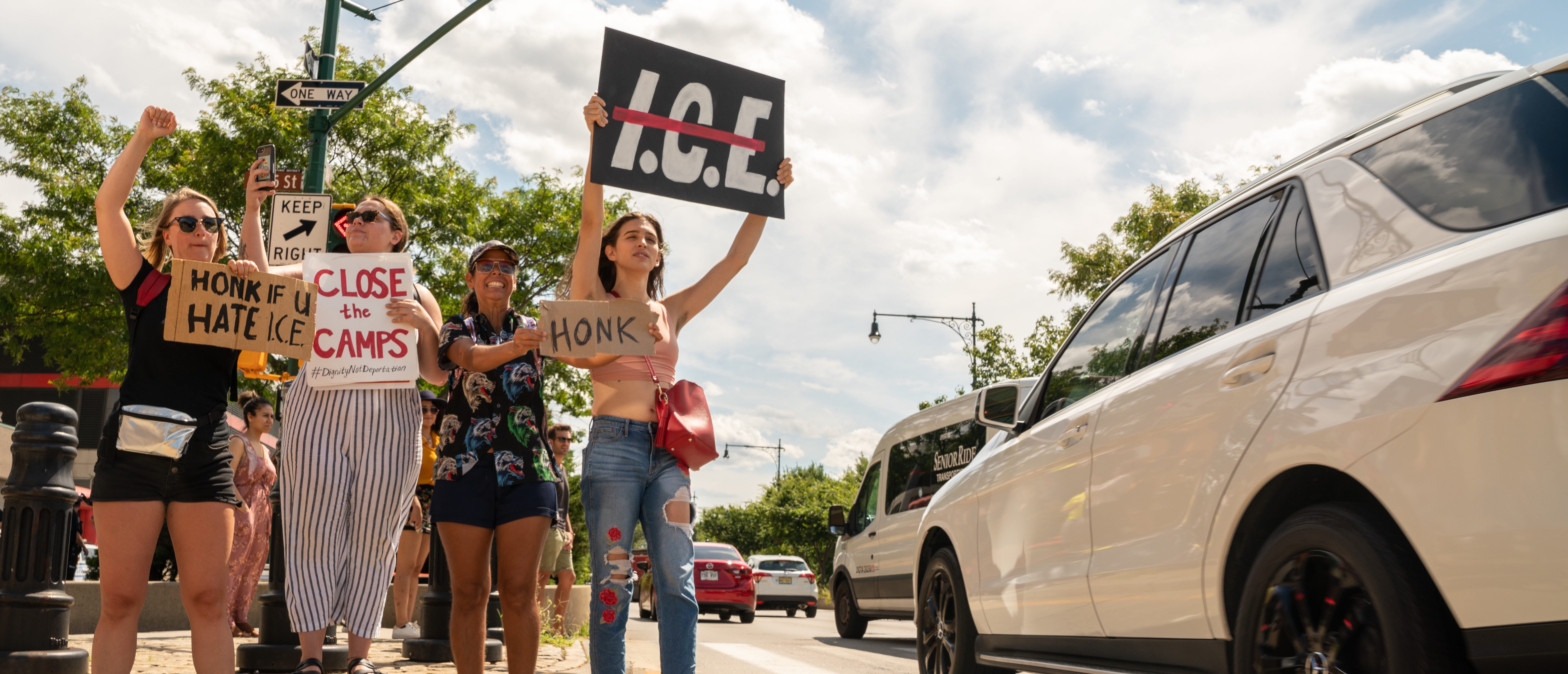 Tensions Flare As Crowd Intervenes During ICE Arrest Tensions Flare As Crowd Intervenes During ICE Arrest