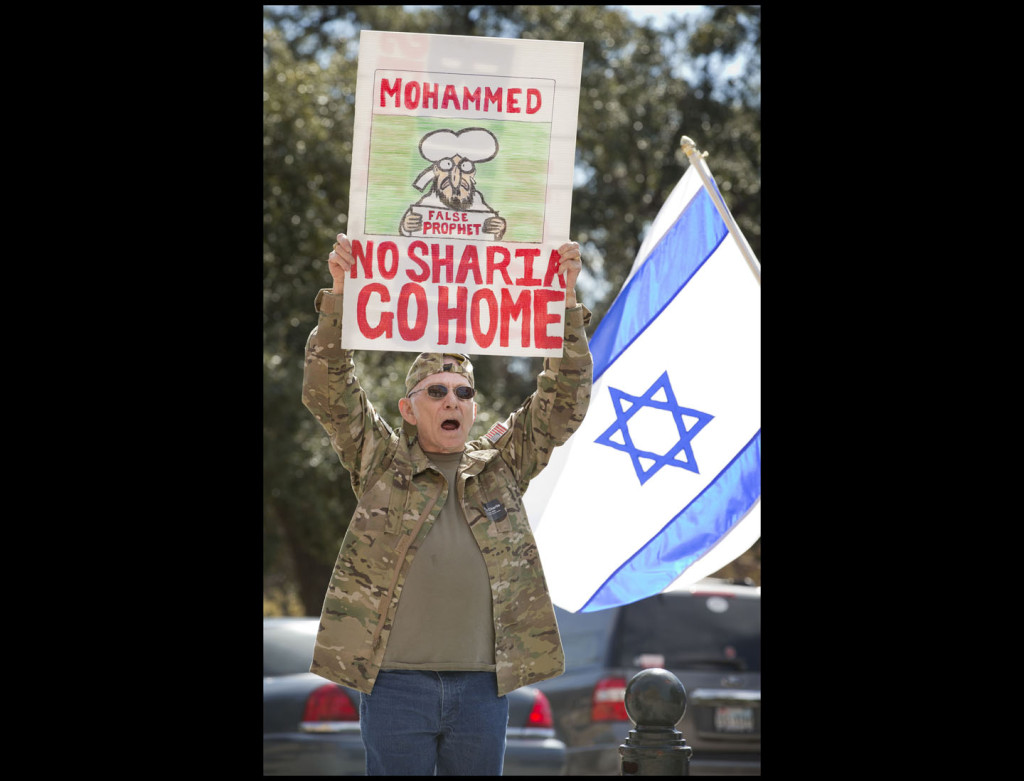 Texas Governor's Veto Threat Looms Over Controversial Muslim City Project Texas Governor's Veto Threat Looms Over Controversial Muslim City Project