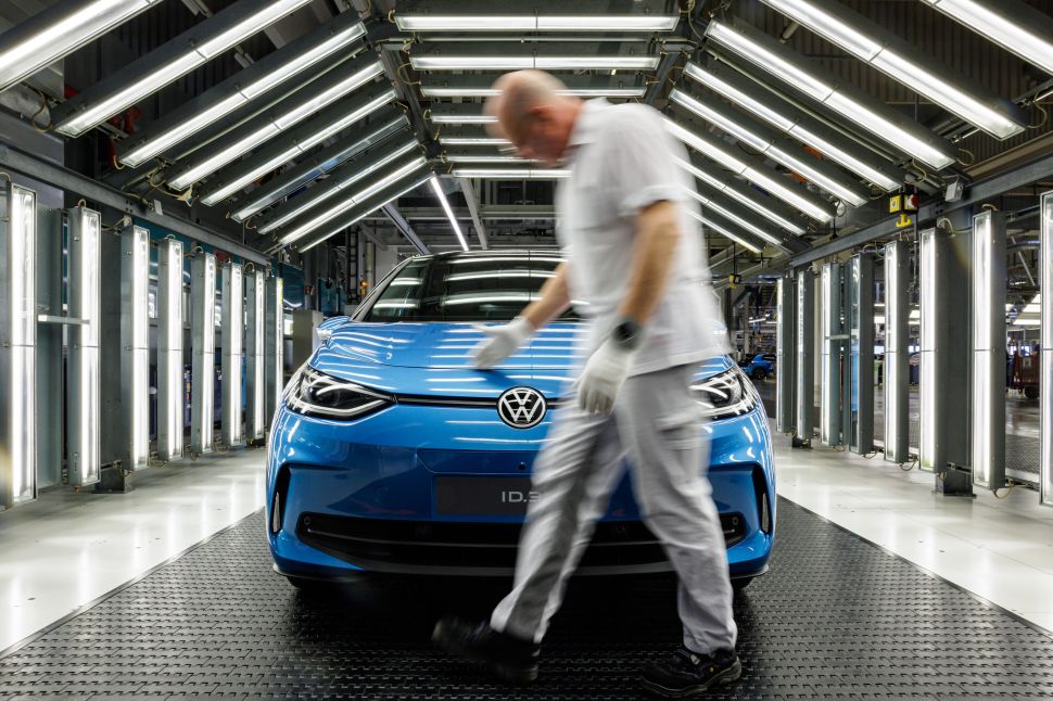 The Auto Industry's Ongoing Battle Against EV Mandates The Auto Industry's Ongoing Battle Against EV Mandates