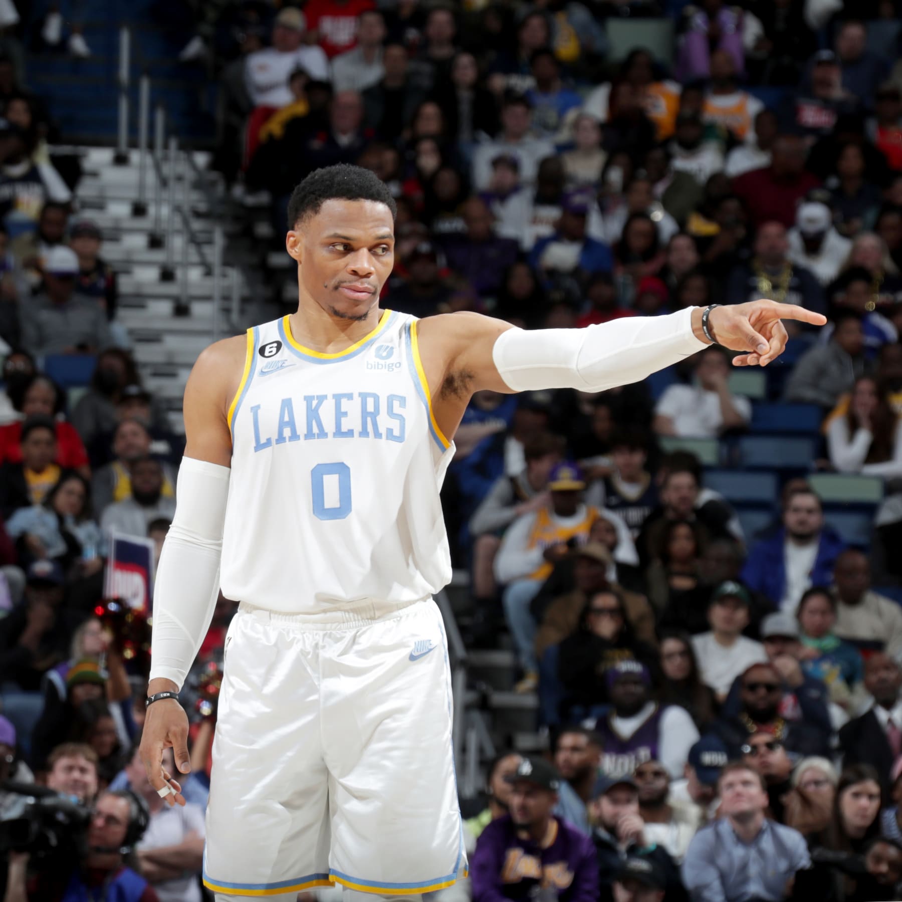 The Buzz: Fan Response To Russell Westbrook's Play In The Nuggets-Warriors Game The Buzz: Fan Response To Russell Westbrook's Play In The Nuggets-Warriors Game