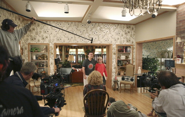 The Goldbergs: Behind The Scenes Of The Popular TV Show The Goldbergs: Behind The Scenes Of The Popular TV Show