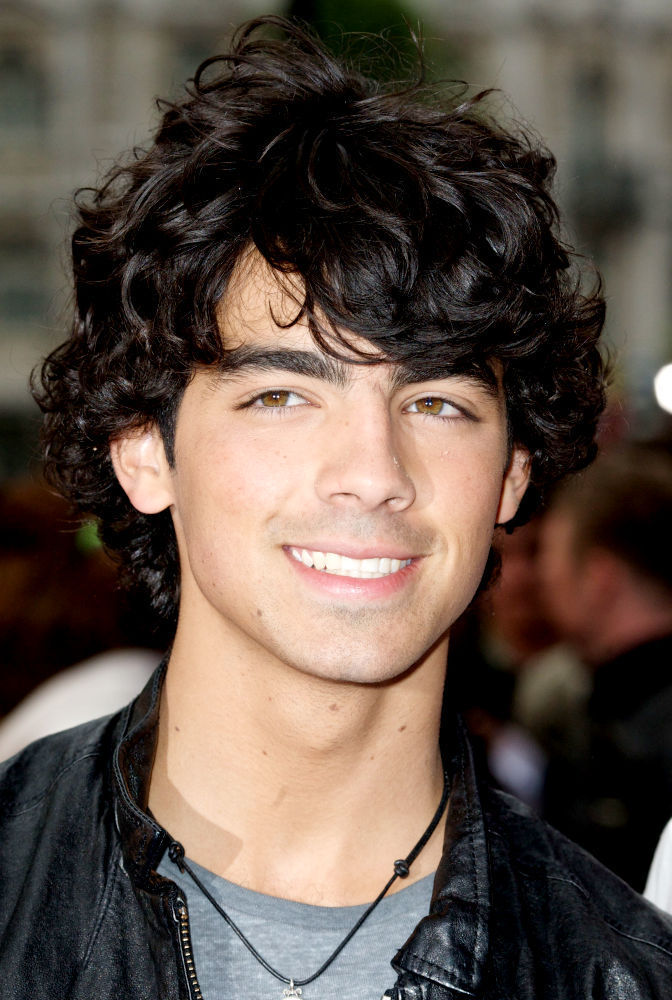 The Jonas Brothers' Joe Jonas: His Response To A Couple's Dispute The Jonas Brothers' Joe Jonas: His Response To A Couple's Dispute