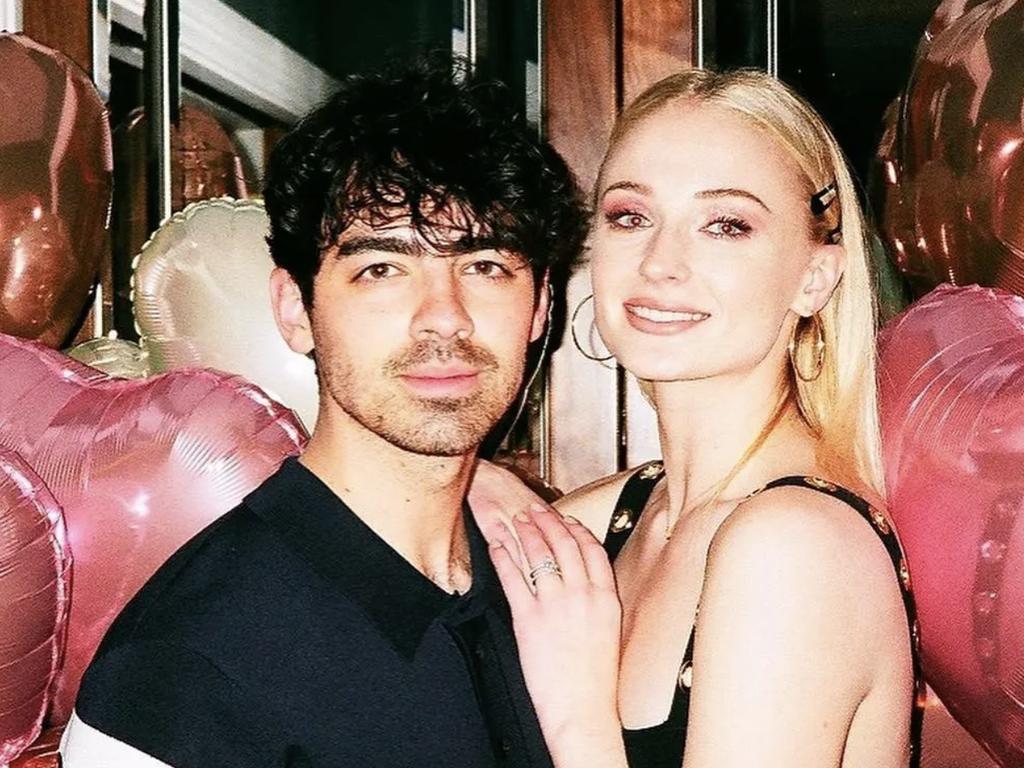 The Story Behind Joe Jonas's Viral Response To A Couple's Fight The Story Behind Joe Jonas's Viral Response To A Couple's Fight