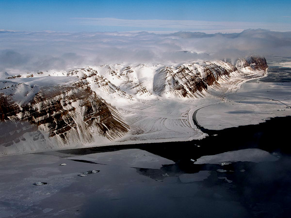 The U.S. Nuclear Base Beneath Greenland's Ice: A Decades-Long Secret? The U.S. Nuclear Base Beneath Greenland's Ice: A Decades-Long Secret?