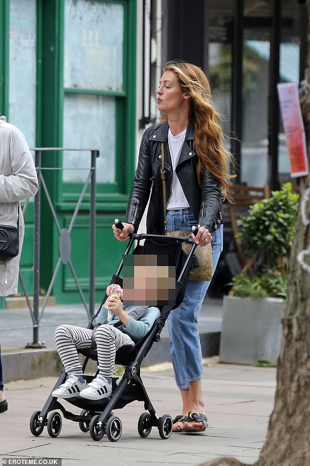 This Morning: Cat Deeley Reveals Co-star's Compassion Following Family Tragedy This Morning: Cat Deeley Reveals Co-star's Compassion Following Family Tragedy