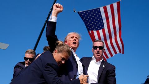 Thousands Return To Anchorage Streets To Demonstrate Against Trump Thousands Return To Anchorage Streets To Demonstrate Against Trump