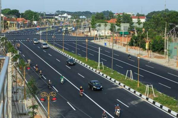 Thực Trạng Và Giải Pháp Phát Triển Giao Thông TP HCM - Bình Dương Nhờ Hạ Tầng Thực Trạng Và Giải Pháp Phát Triển Giao Thông TP HCM - Bình Dương Nhờ Hạ Tầng