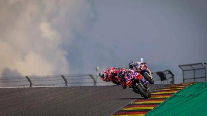 Tonton Live Streaming MotoGP Inggris Race Sprint - 20.00 WIB Tonton Live Streaming MotoGP Inggris Race Sprint - 20.00 WIB