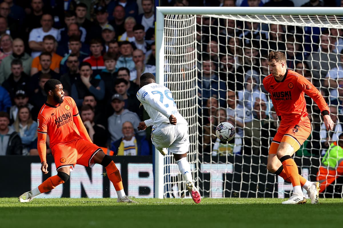 Tottenham Loanee's Impact: Leeds Reclaim Championship Summit Tottenham Loanee's Impact: Leeds Reclaim Championship Summit