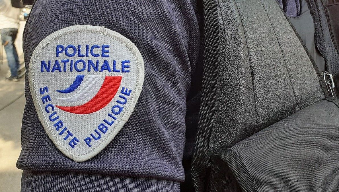 Toulon : Intervention Policière Après Tentative D'Intrusion Dans Une École Toulon : Intervention Policière Après Tentative D'Intrusion Dans Une École