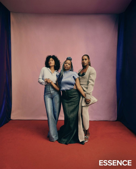Tracee Ellis Ross Explains Preference For Younger Men To Michelle Obama Tracee Ellis Ross Explains Preference For Younger Men To Michelle Obama