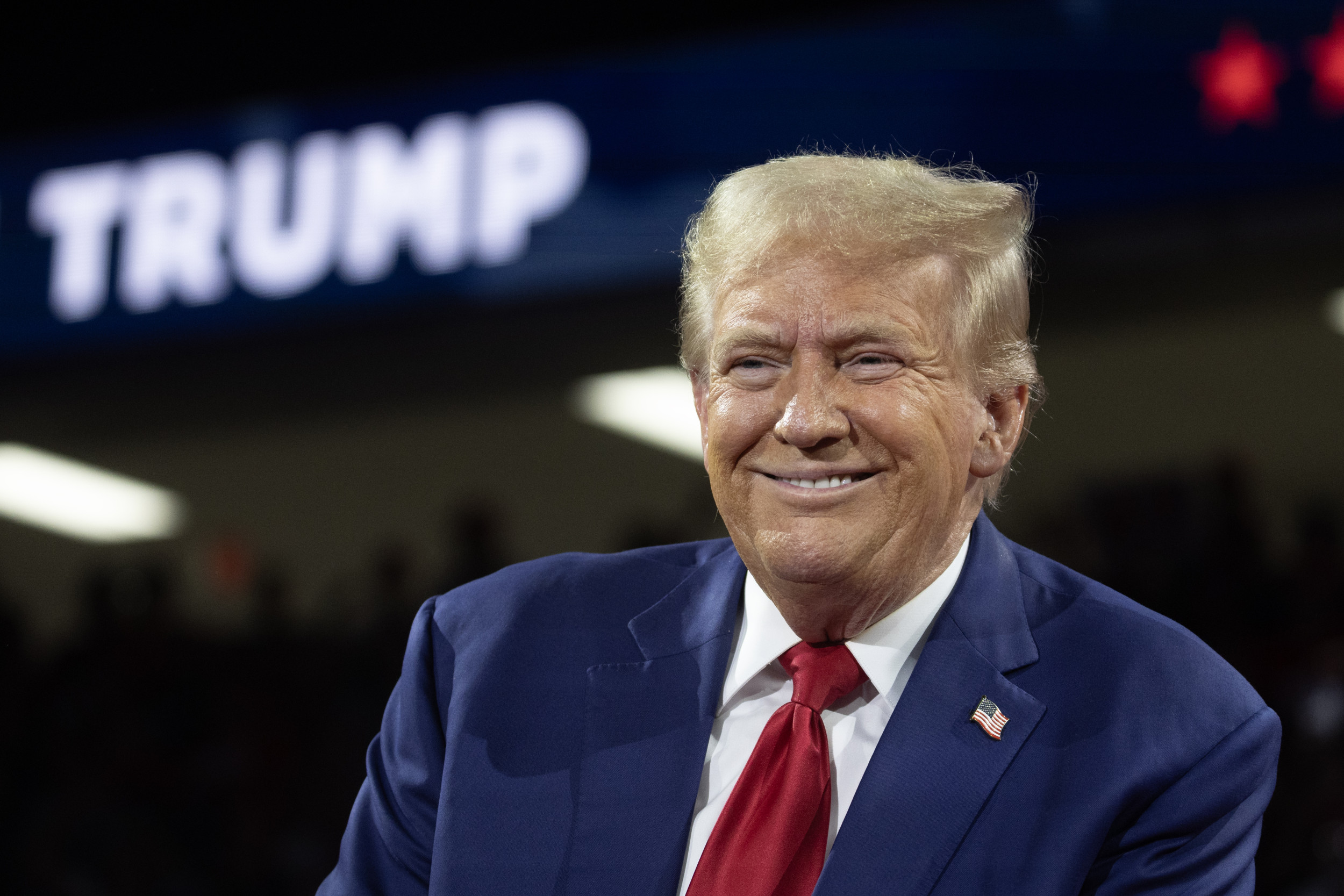 Trump Inauguration Donations: Tech Billionaires' Mounting $194 Billion Losses Trump Inauguration Donations: Tech Billionaires' Mounting $194 Billion Losses